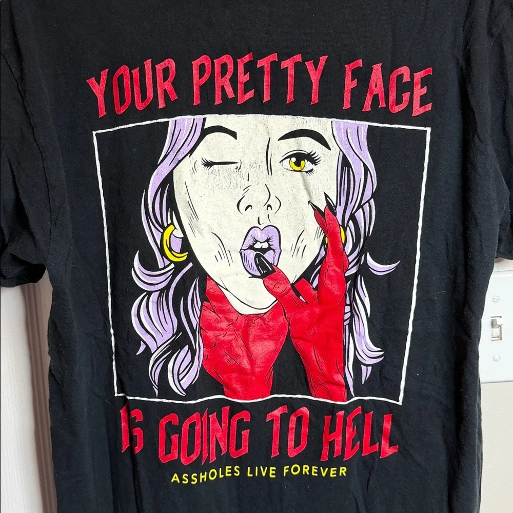 Assholes Live Forever Graphic Tee - Picture 4 of 4